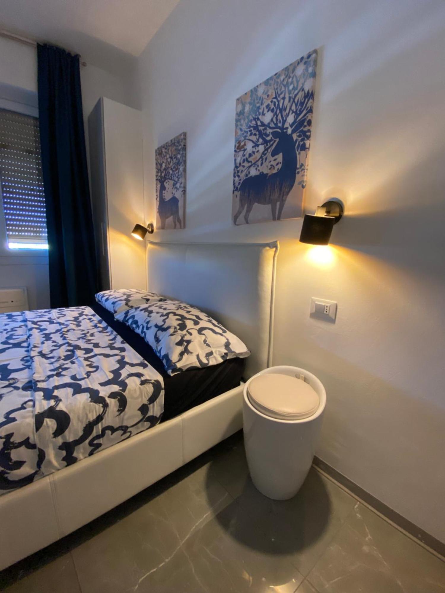Cozy Corner Via Sammartini * Mailand